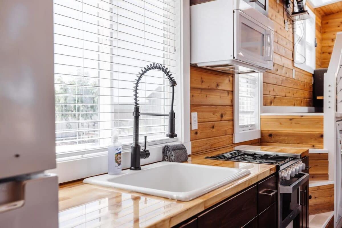 Harrington Tiny House Βίλα Apple Valley Εξωτερικό φωτογραφία